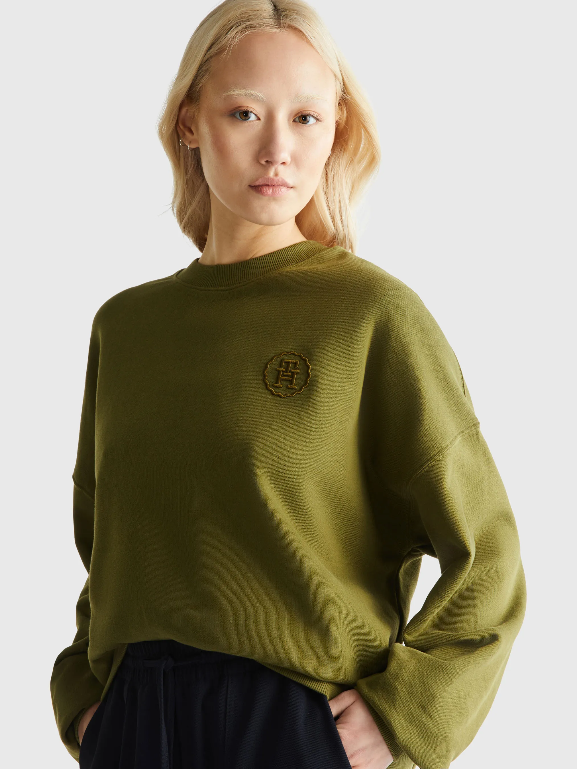 Relaxed Embroidery Sweatshirt | Sweatshirts & Hoodies | Tommy Hilfiger