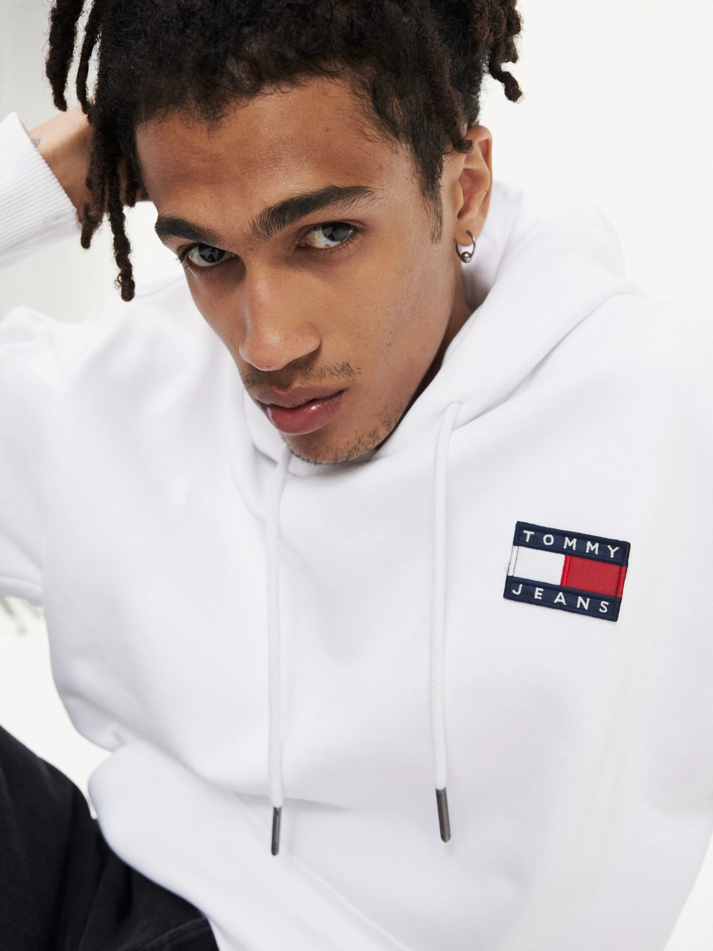 Tommy Badge Hoodie | Sweatshirts & Hoodies | Tommy Hilfiger