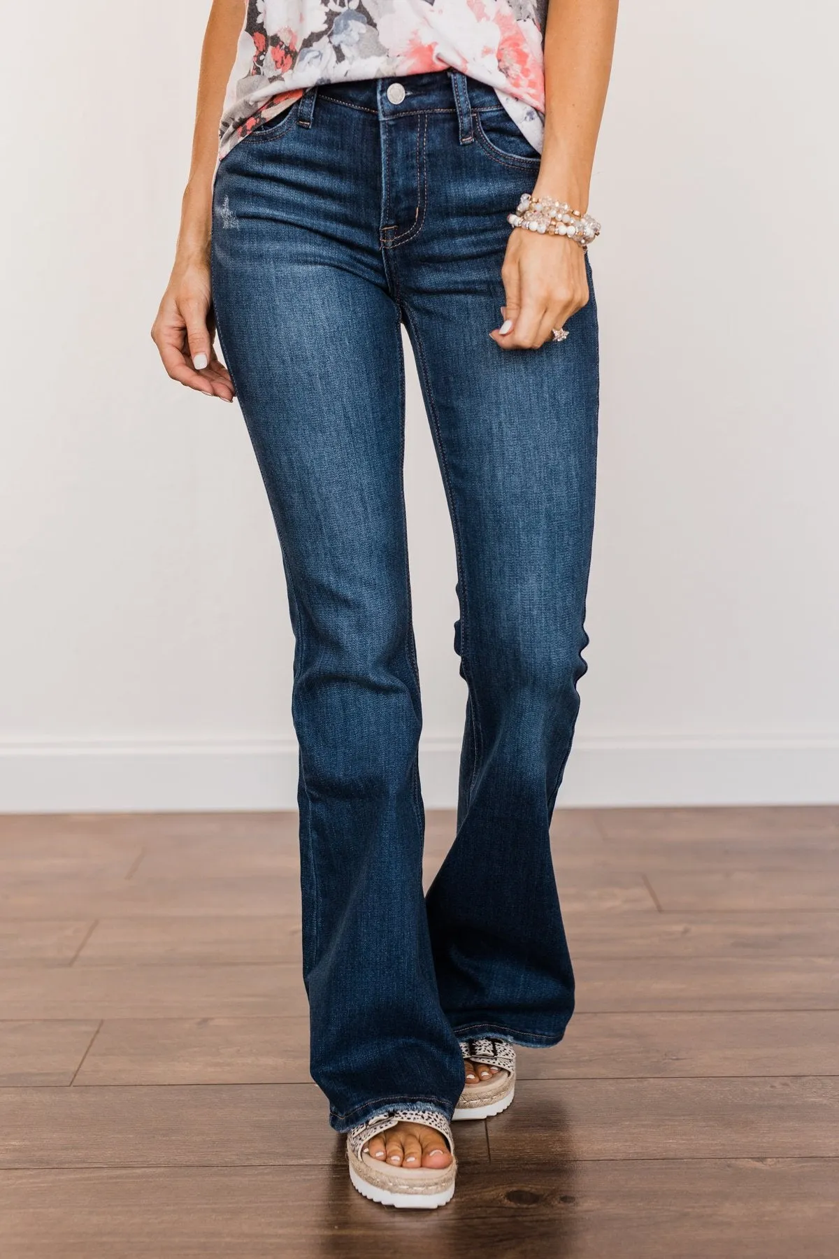 Vervet Mid-Rise Flare Jeans- Elizabeth Wash